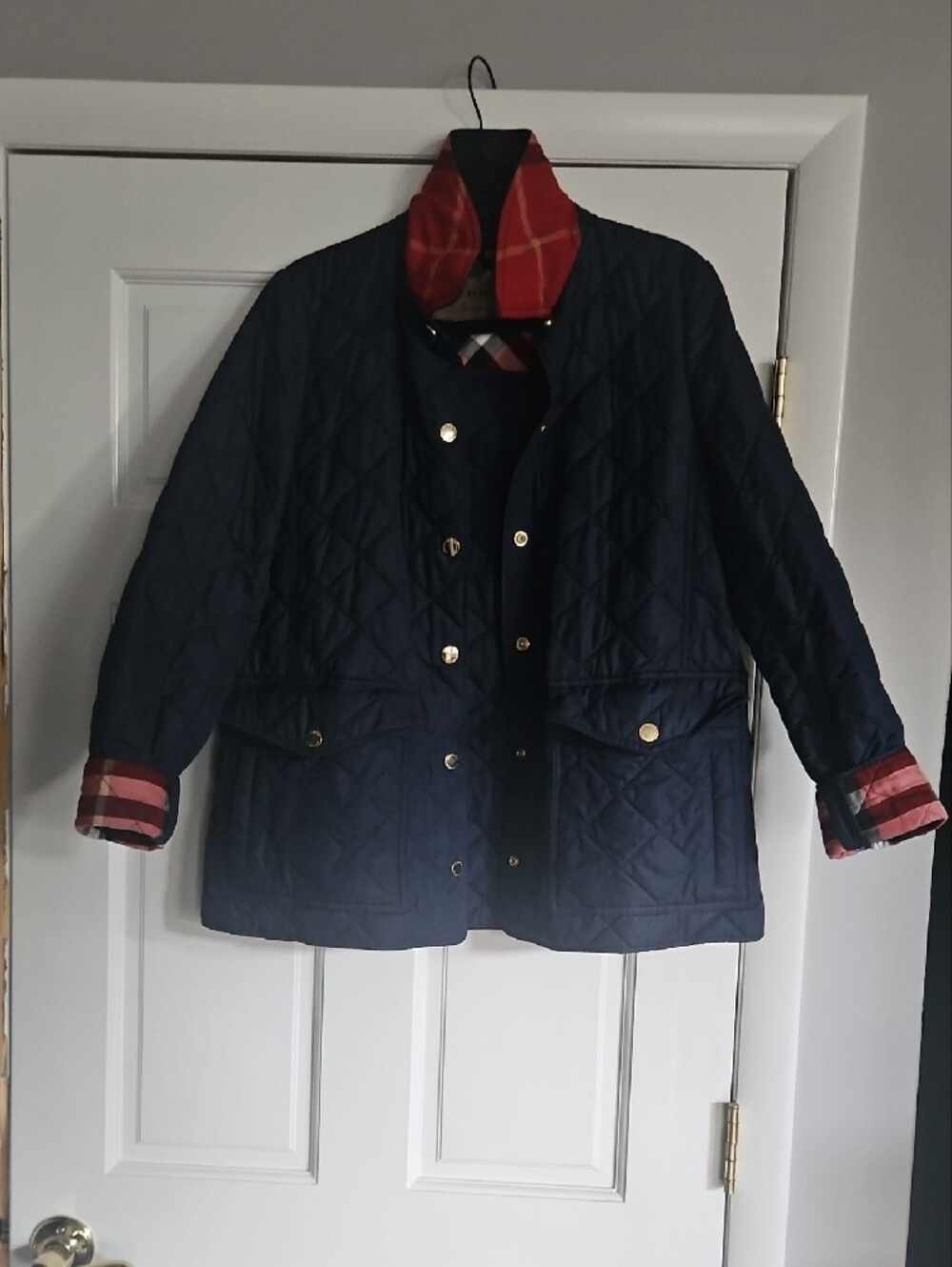 Womens Quilted Burberry Jacket - Navy with Red Lining